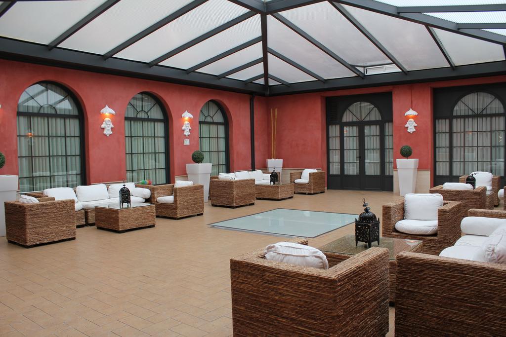 Hospedium Hotel Vittoria Colonna เมดินา เด ริโอเซโก ภายนอก รูปภาพ
